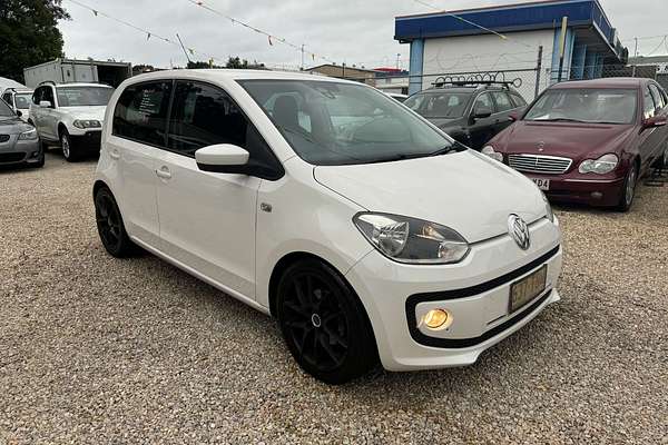 2013 Volkswagen up!