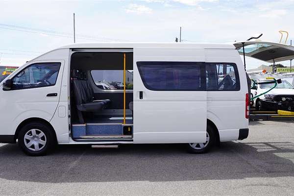 2009 Toyota Hiace Commuter TRH223R