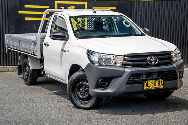 2017 Toyota Hilux Workmate TGN121R Rear Wheel Drive