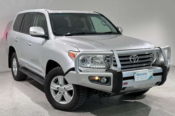 2013 Toyota Landcruiser Sahara VDJ200R