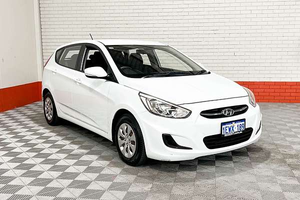 2015 Hyundai Accent Active RB3