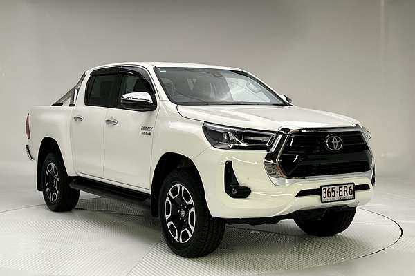 2022 Toyota Hilux SR5 GUN126R 4X4