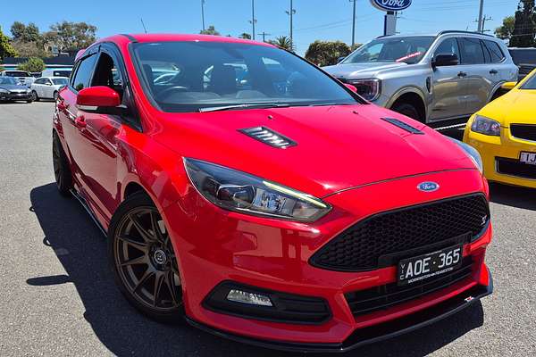 2017 Ford Focus ST LZ