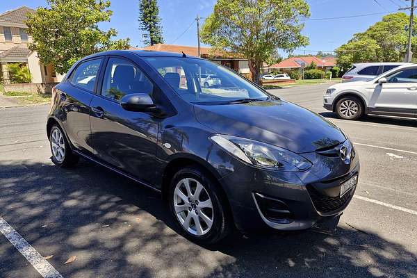 2013 Mazda 2 Neo Sport DE Series 2