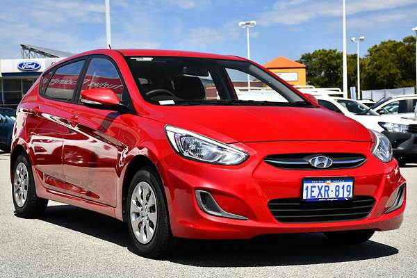 2015 Hyundai Accent Active RB2