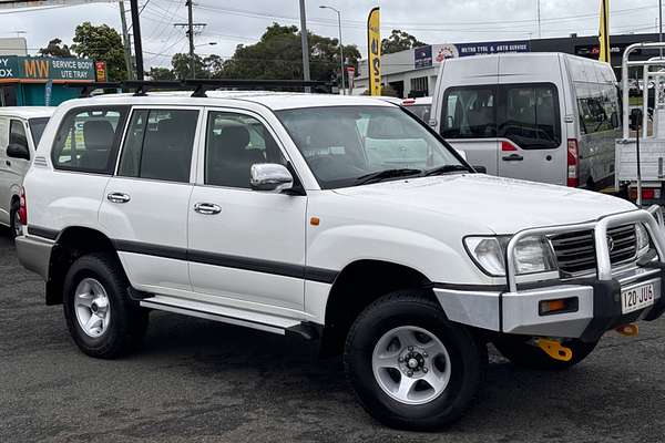 2003 Toyota Landcruiser GXL HZJ105R