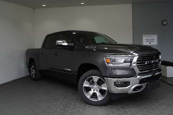 2024 RAM 1500 Laramie DT 4X4