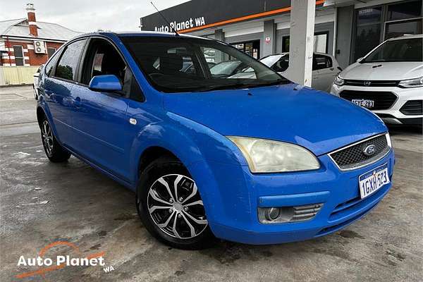 2006 Ford FOCUS LX LS