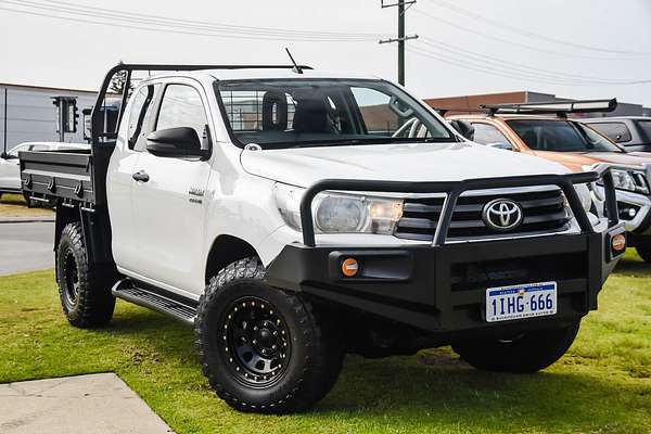 2018 Toyota Hilux SR GUN126R 4X4