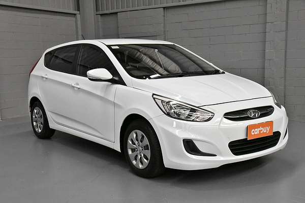 2016 Hyundai Accent Active RB3