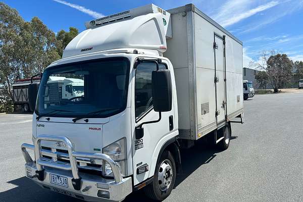 2014 Isuzu N Series NPR 250/300 Premium 4x2