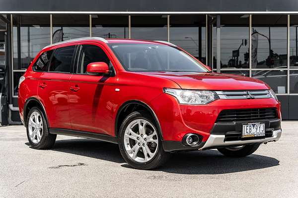 2014 Mitsubishi Outlander ES ZJ