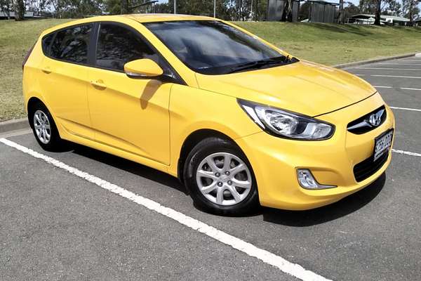 2013 Hyundai Accent Active RB2