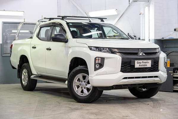 2022 Mitsubishi Triton GLX+ MR 4X4