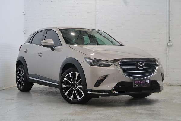 2023 Mazda CX-3 sTouring DK