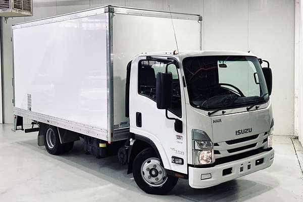 2022 Isuzu N Series NNR 45-150