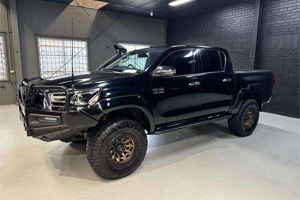 2020 Toyota Hilux SR5 GUN126R 4X4