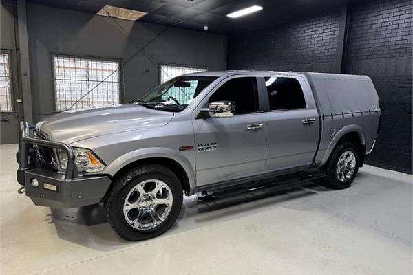 2019 RAM 1500 Laramie DS 4X4