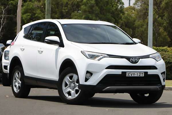 2018 Toyota RAV4 GX ZSA42R