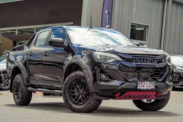 2024 Isuzu D-MAX BLADE 4X4