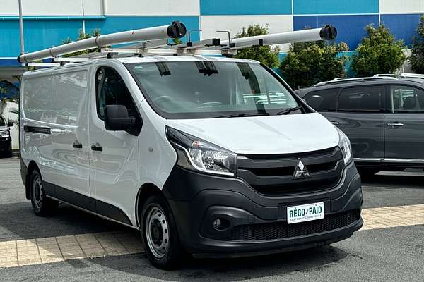 2020 Mitsubishi Express GLX SN