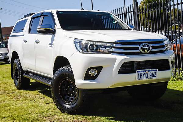 2015 Toyota Hilux SR5 GUN126R 4X4