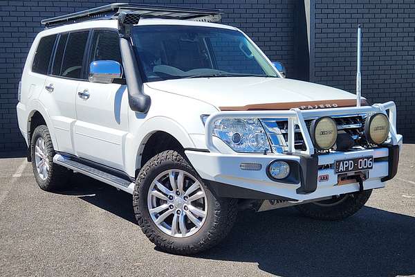 2016 Mitsubishi Pajero GLS NX