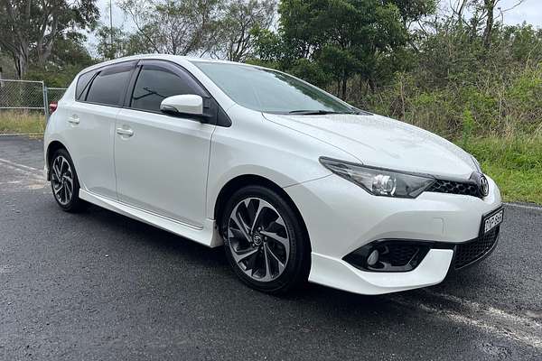 2018 Toyota Corolla SX ZRE182R