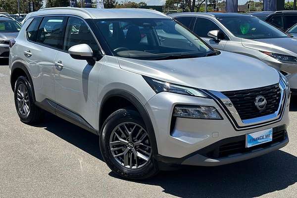 2024 Nissan X-TRAIL ST T33