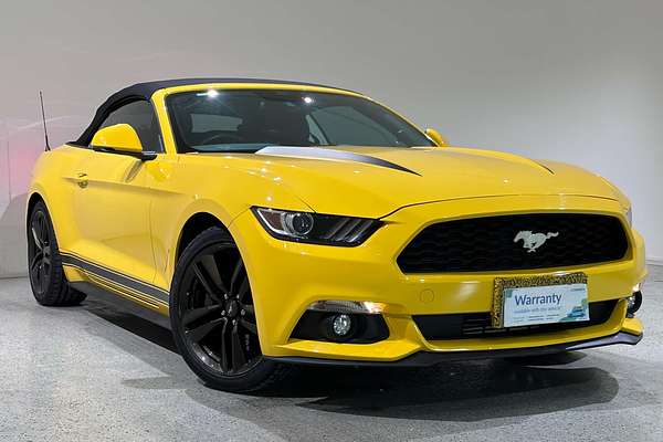 2016 Ford Mustang  FM