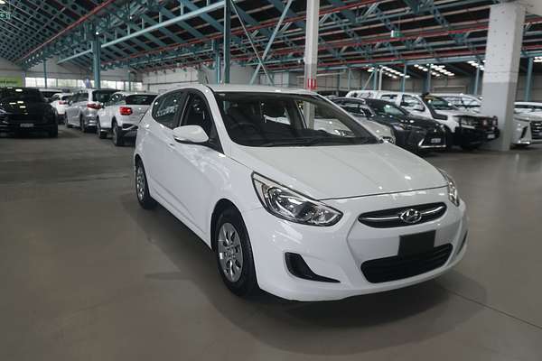 2016 Hyundai Accent Active RB3