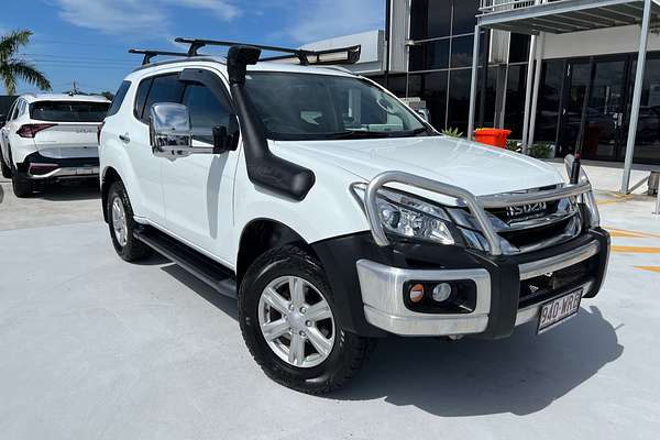 2016 Isuzu MU-X LS-T