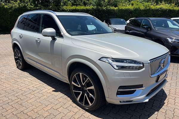 2021 Volvo XC90 T6 Inscription