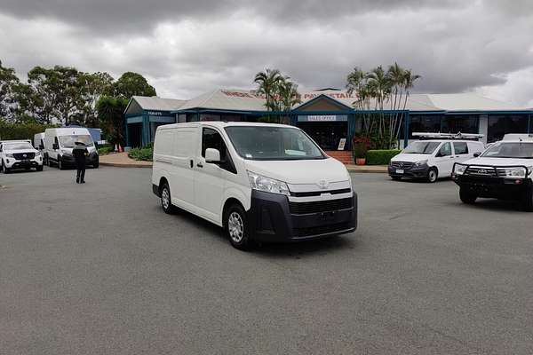 2021 Toyota Hiace GDH300R