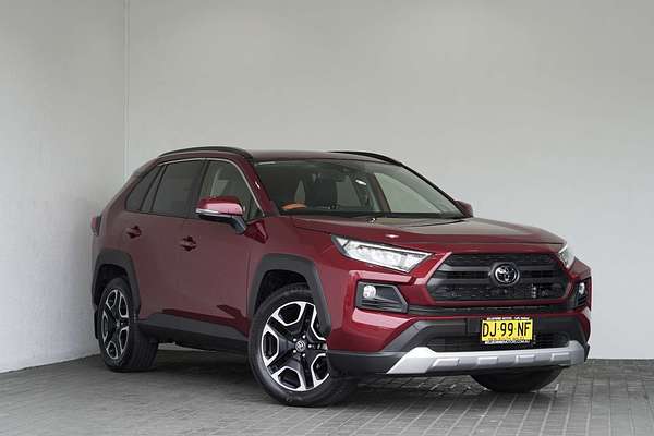 2020 Toyota RAV4 Edge AXAA54R