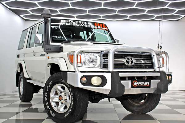 2012 Toyota Landcruiser GXL VDJ76R