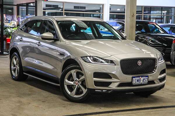 2017 Jaguar F-PACE 20d Prestige X761