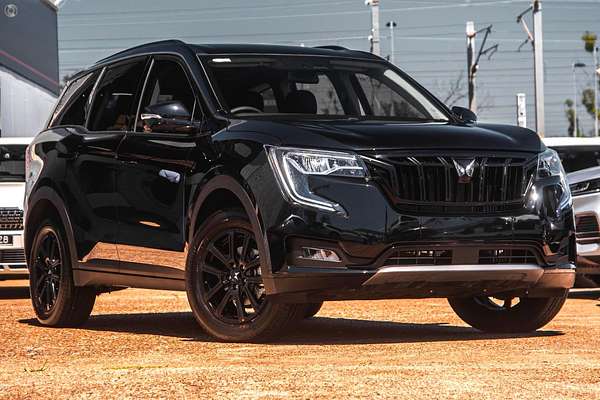 2024 Mahindra XUV700 AX7L Black Edition