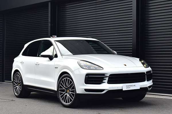 2020 Porsche Cayenne E-Hybrid 9YA