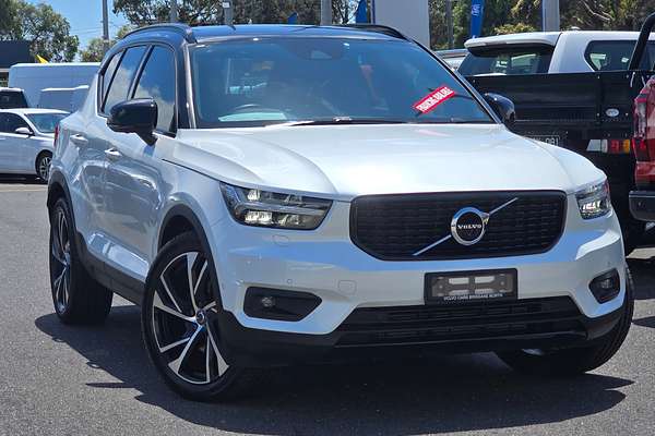 2021 Volvo XC40 T5 R-Design