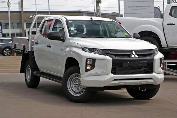 2023 Mitsubishi Triton GLX MR 4X4