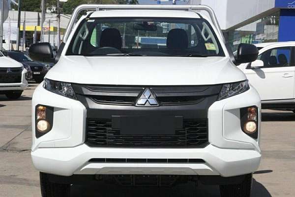 2023 Mitsubishi Triton GLX MR 4X4