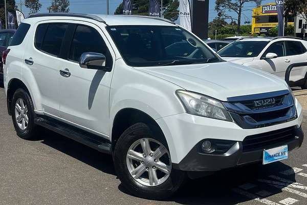 2016 Isuzu MU-X LS-T