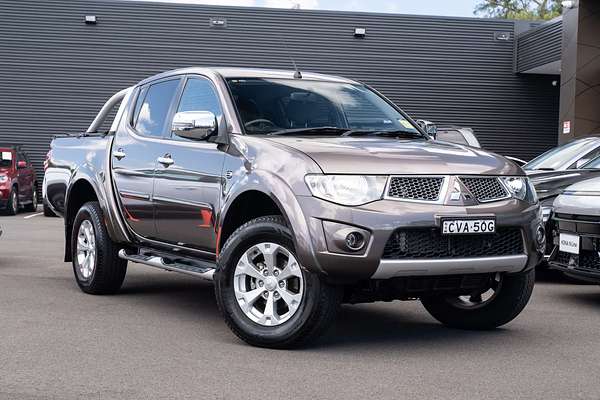 2013 Mitsubishi Triton GLX-R MN 4X4