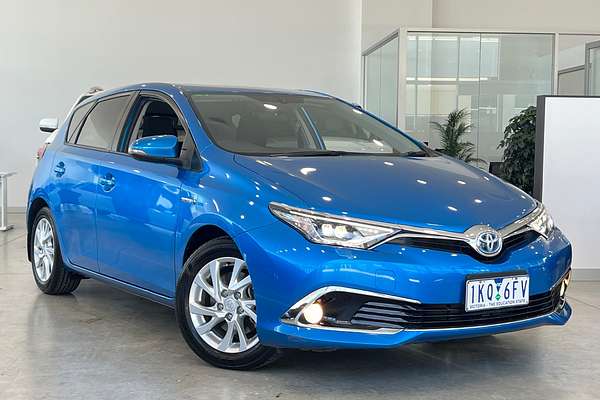 2017 Toyota Corolla Hybrid ZWE186R