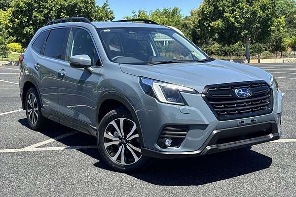 2024 Subaru Forester 2.5i Premium S5