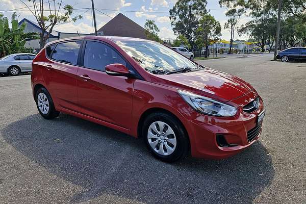 2015 Hyundai Accent Active RB3