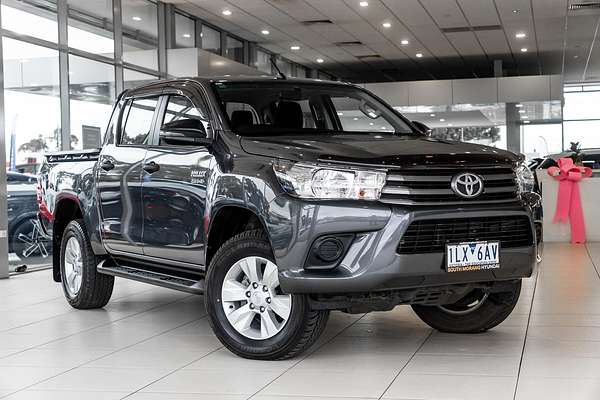 2017 Toyota Hilux SR GUN126R 4X4