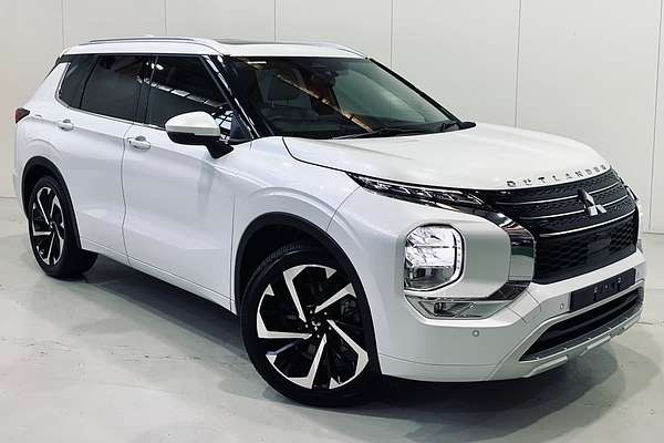 2021 Mitsubishi Outlander Exceed ZM