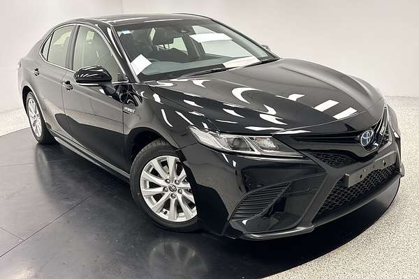 2020 Toyota Camry Ascent Sport AXVH70R